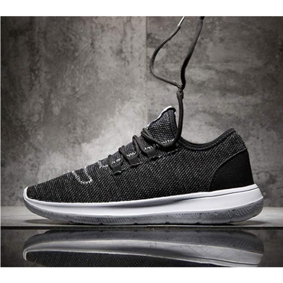 NWT Men's Fashionable Running Shoes - Picture 1 of 7